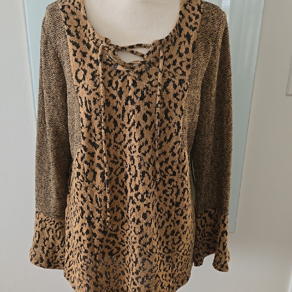 ONE WORLD Leopard Print Lace-Up Blouse